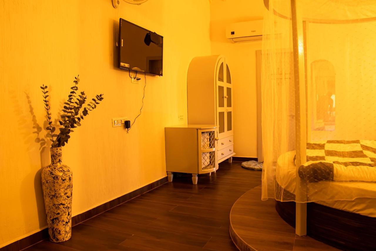 The Village Resort Mundra Ngoại thất bức ảnh